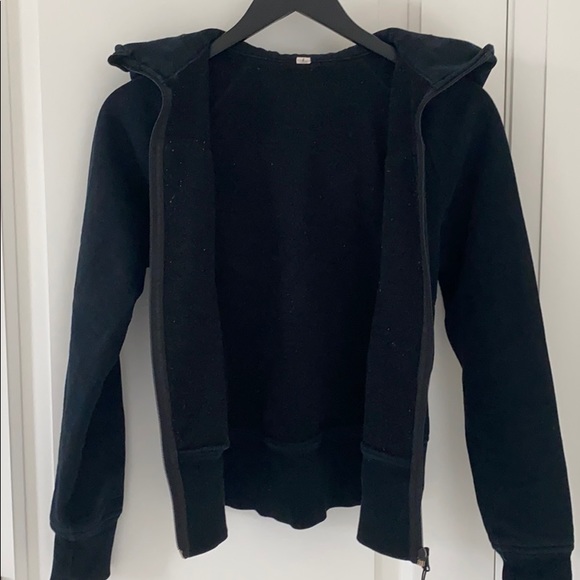 Lululemon Scuba Hoodie - Picture 4 of 5